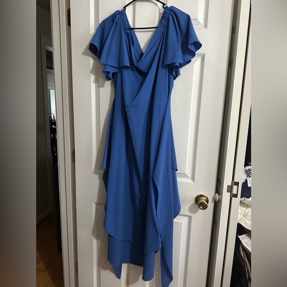 Blue dress - Picture 1 of 2